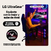 Persona al frente de un Monitor LG -  34GS95QE-B